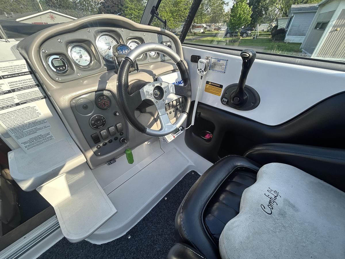 Used 2005 Ebbtide 2600