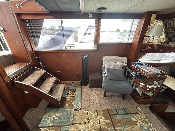 Used 1986 Marinette 39' Double Cabin