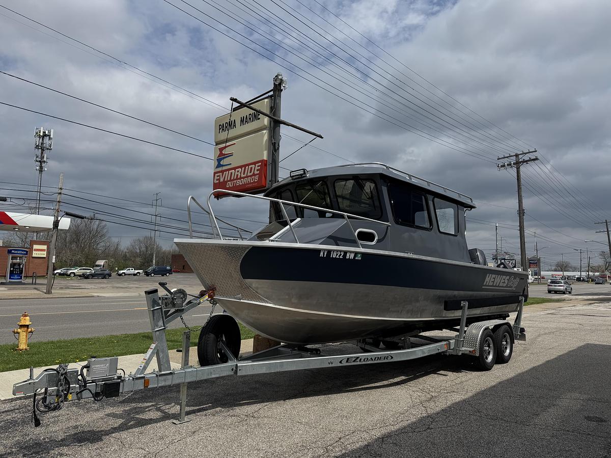 Used 2025 Hewescraft 240 Pacific Cruiser Hardtop