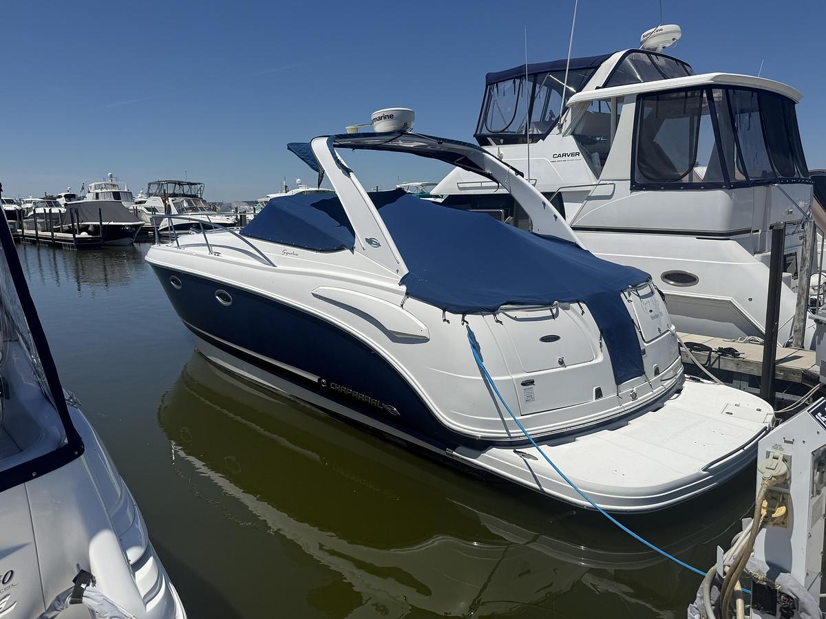 Used 2009 Chaparral 330 Signature