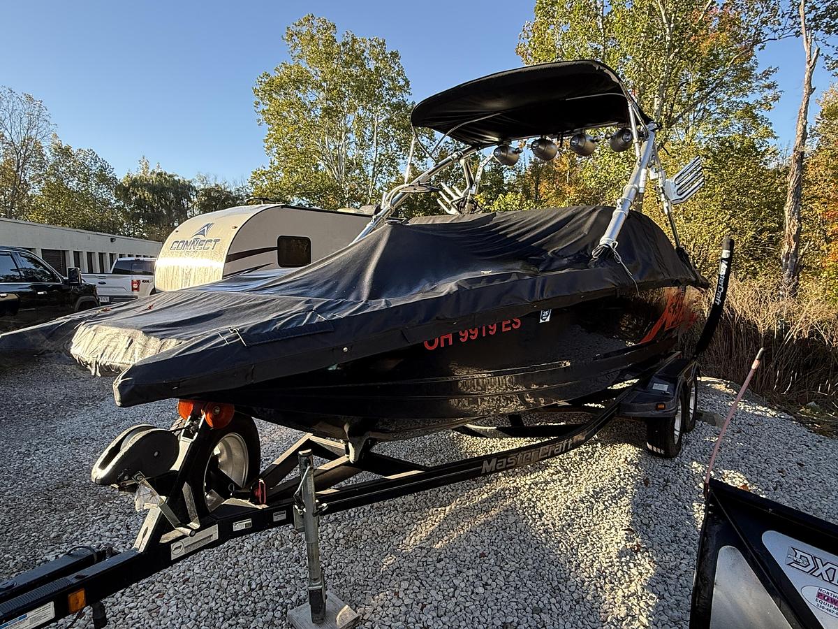 Used 2008 Mastercraft XStar 23'