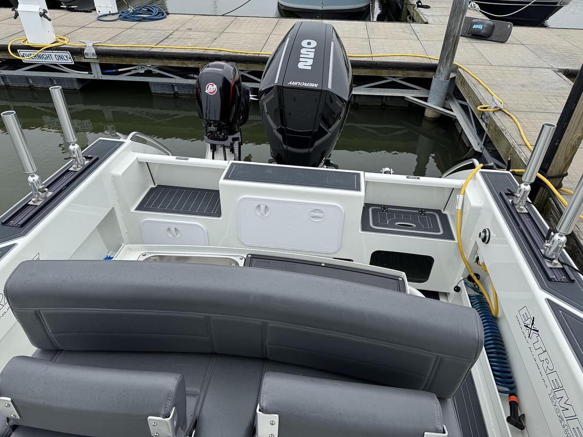 Used 2021 Extreme Boats 745 Center Console 24ft