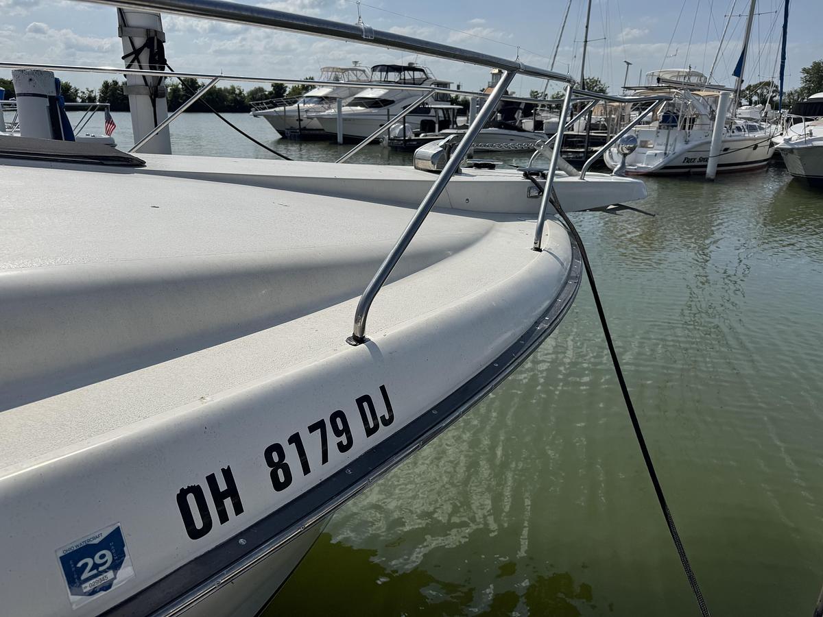 Used 1990 Silverton 34 Express