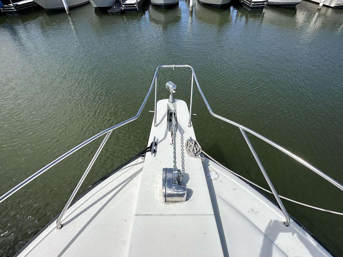 Used 1990 Silverton 34 Express