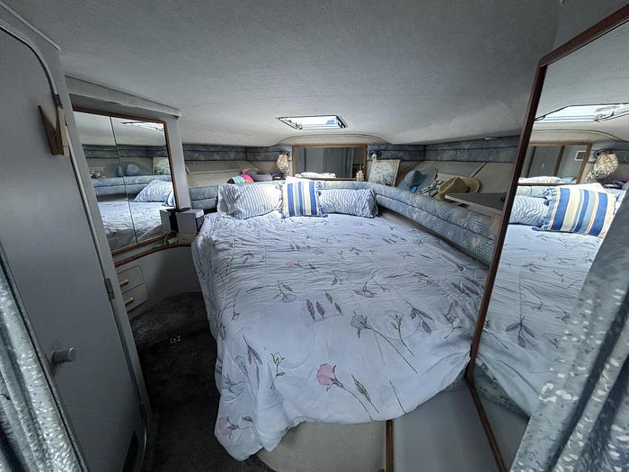 Used 1990 Sea Ray 350 Sundancer