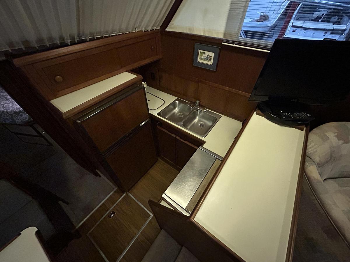 Used 1987 Chris-Craft 362 Catalina