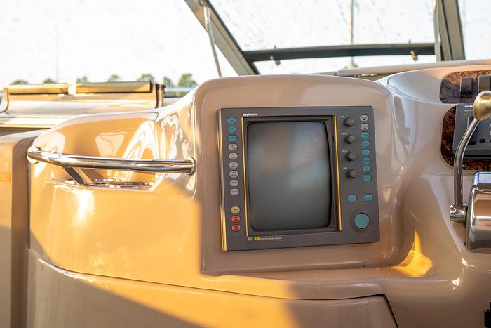 Used 1998  Sea Ray 400 Sundancer