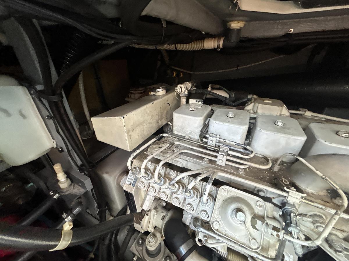 Used 1993 Sea Ray 440 Sundancer