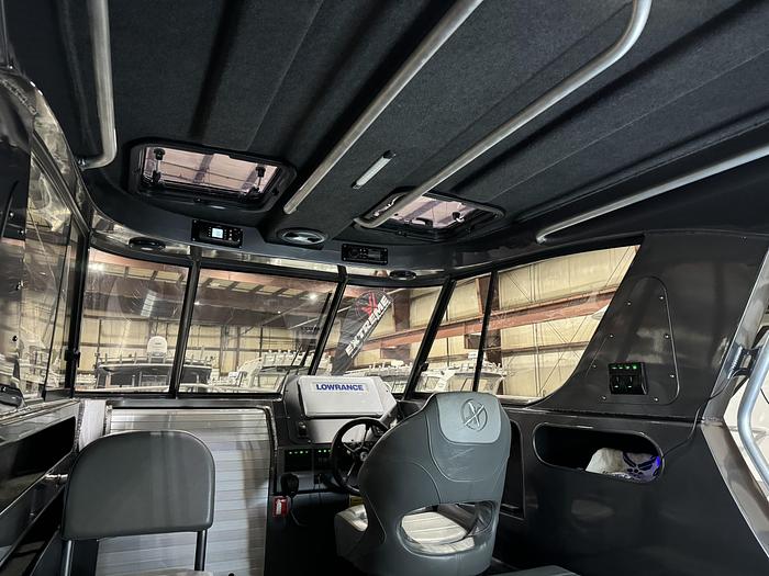 Used 2020 Extreme Boats 795 Walk Around 26'