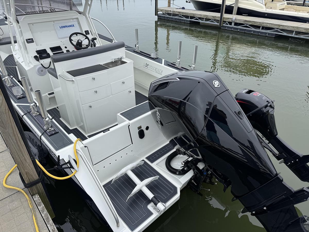 Used 2021 Extreme Boats 745 Center Console 24ft