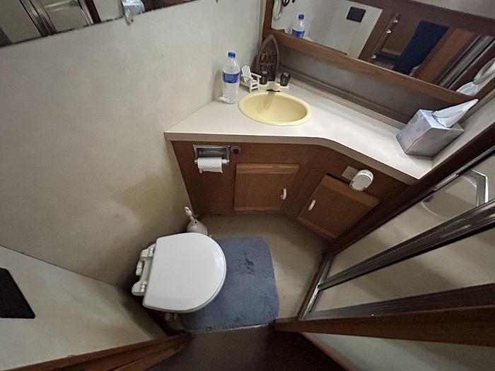 Used 1990 Silverton  40 Motor Yacht