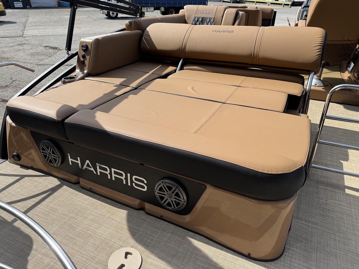 Used 2022 Harris  230 Solstice