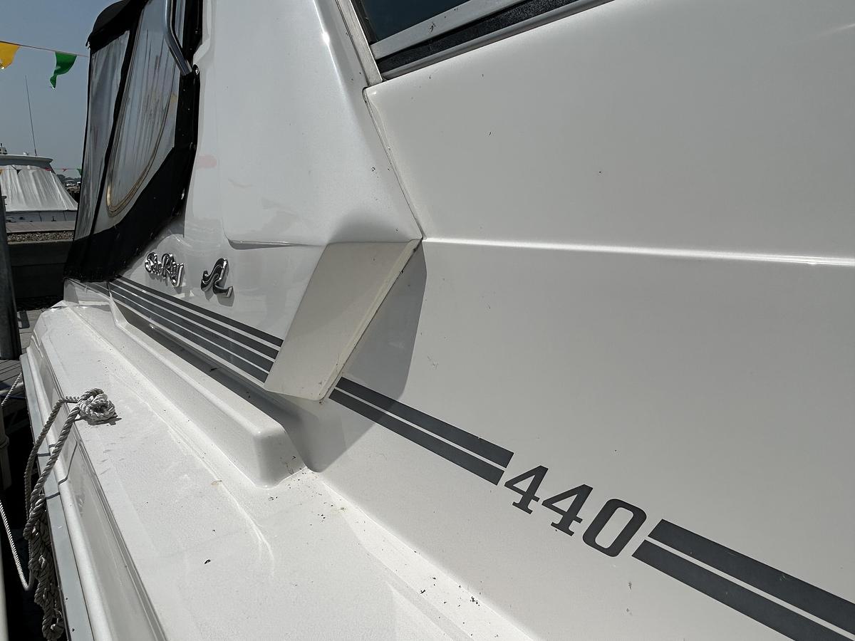 Used 1993 Sea Ray 440 Sundancer