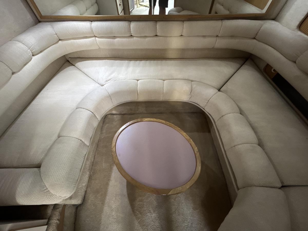 Used 1993 Sea Ray 440 Sundancer