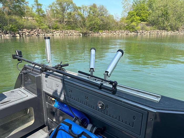 Used 2022 Extreme Boats 795 Walk Around 26'