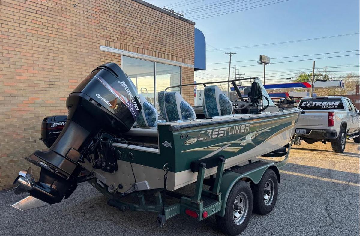 Used 2003 Crestliner 202 Tourament Side Console