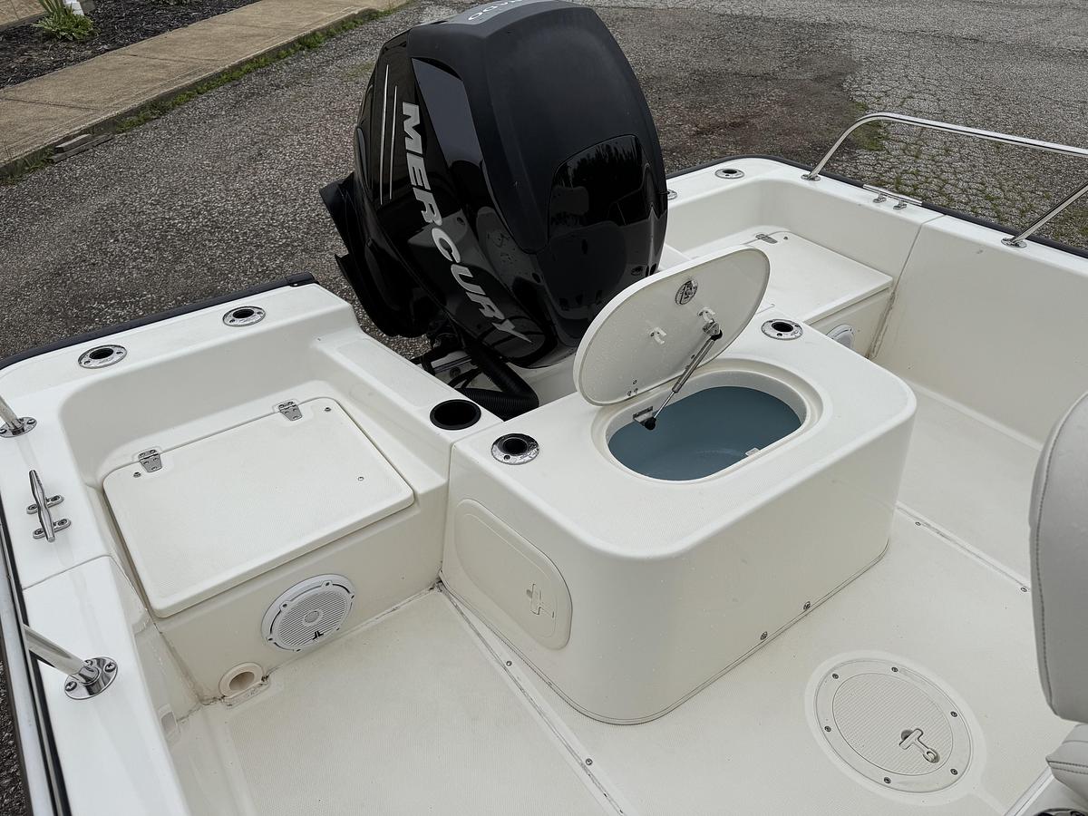 Used 2013 Boston Whaler 210 Montauk