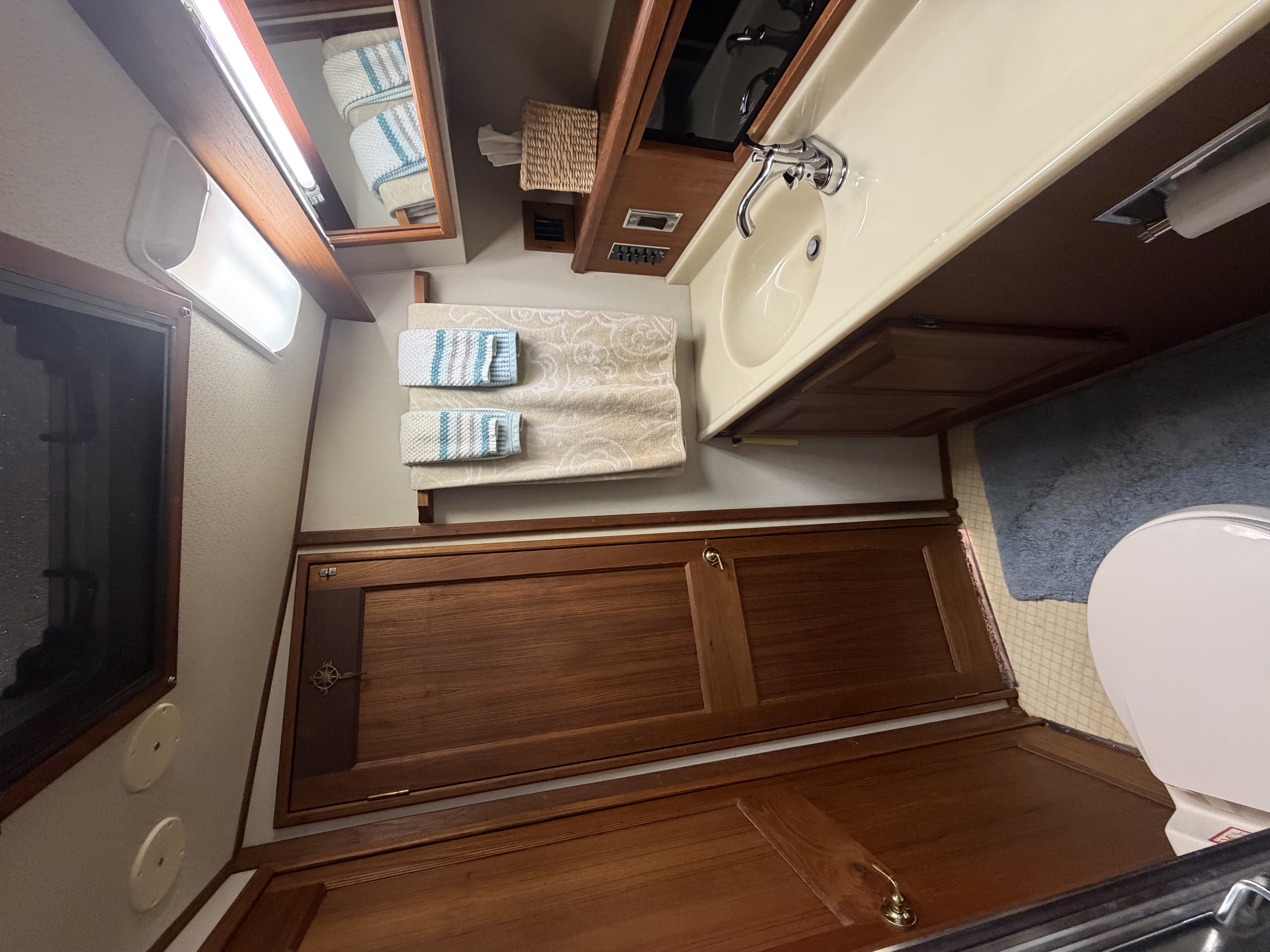 Used 1986 Viking 48 Motor Yacht