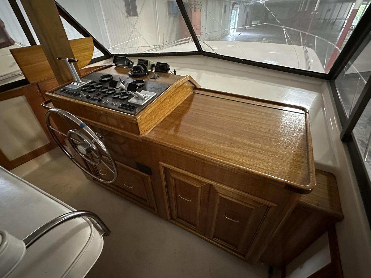 Used 1982 Egg Harbor 42 Aft Cabin Motor Yacht