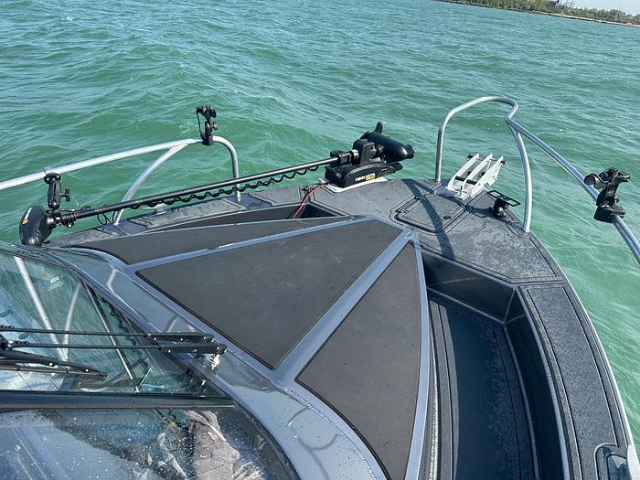 Used 2022 Extreme Boats 795 Walk Around 26'