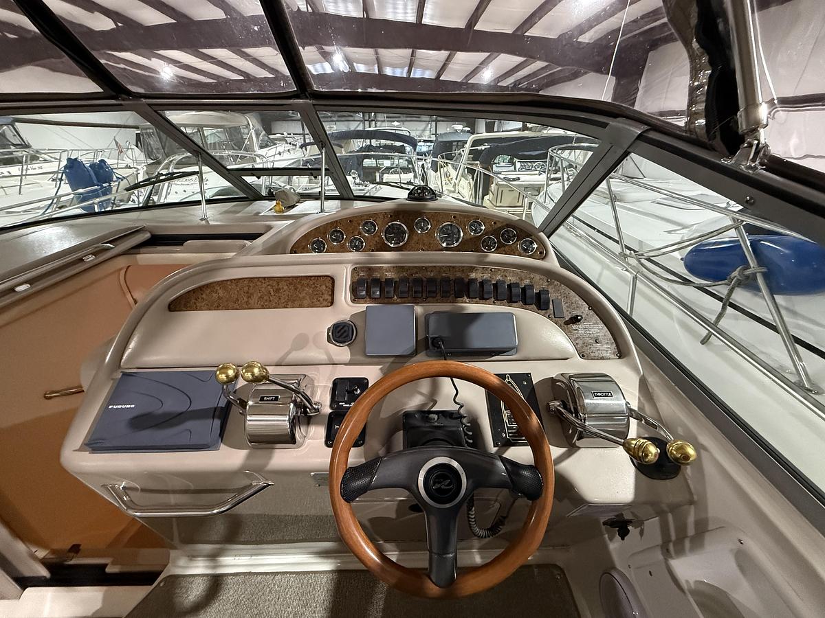 Used 2000 Sea Ray 310 Sundancer