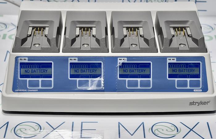 Used Stryker 7110-120-000 Universal Battery Charger