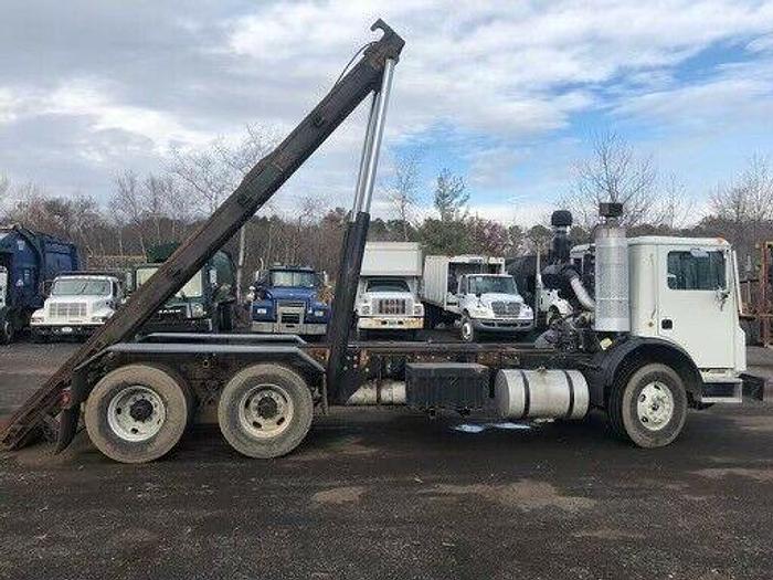 Used 2010 MRU 688S MACK ROLL-OFF