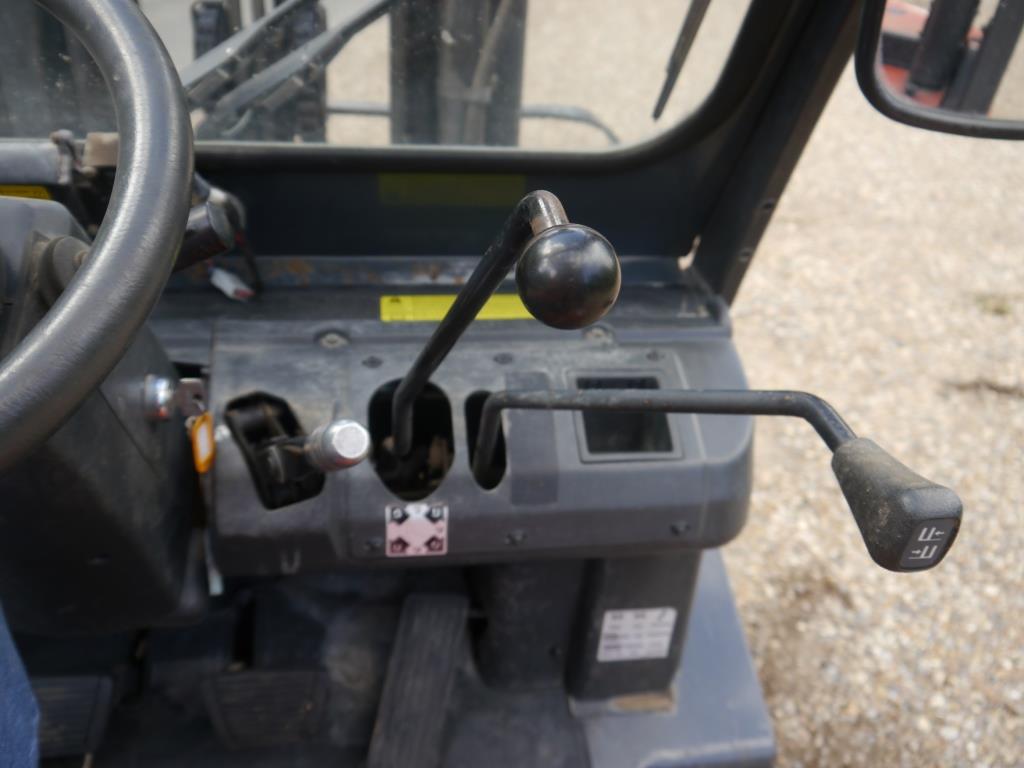 Used Nissan 25 Forklift