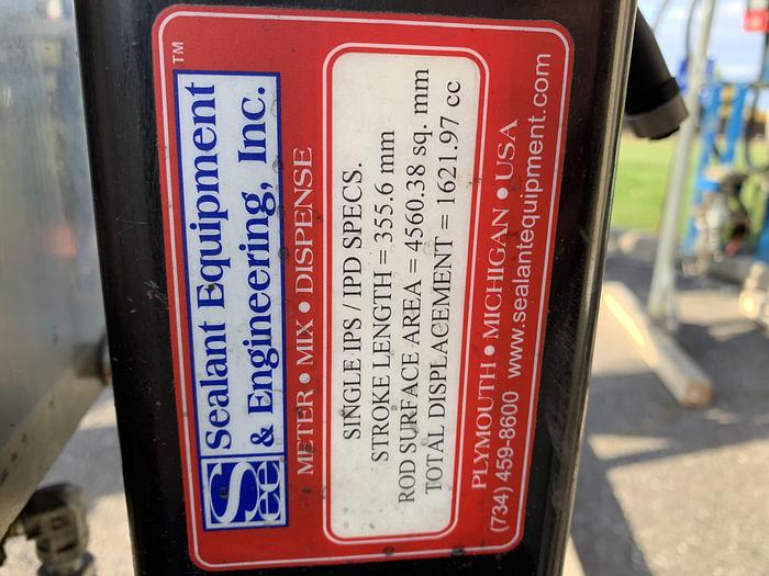 Used SEALANT EQUIPMENT & ENGINEERING SERVO DRIVEN ROBOTIC SEALANT APPLICATOR PUMP WITH DUAL PUMPS