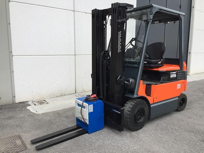 Used 2013 TOYOTA 7FBMF 25