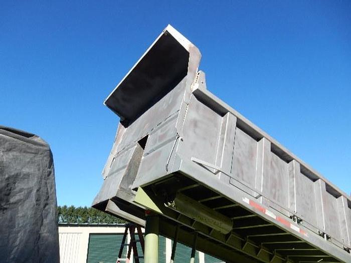 Used 2003 International 7600