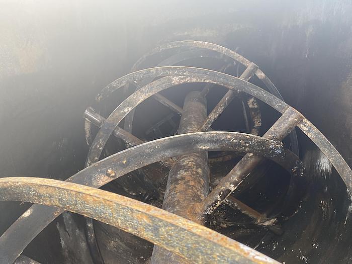 Used 100 CU. FT. S. HOWES RIBBON BLENDER - C/S - 25 HP
