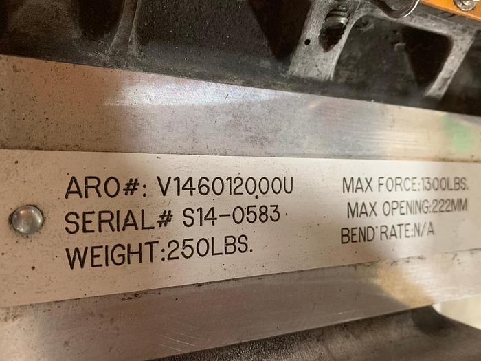 Used ARO 3G SERIES MODEL V146012000U SERVO SPOT WELD GUN 222MM OPENING 1300 LBS MAX. FORCE