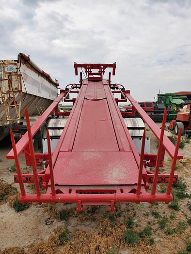 Used 2004 Stinger 4400 Bale Stacker