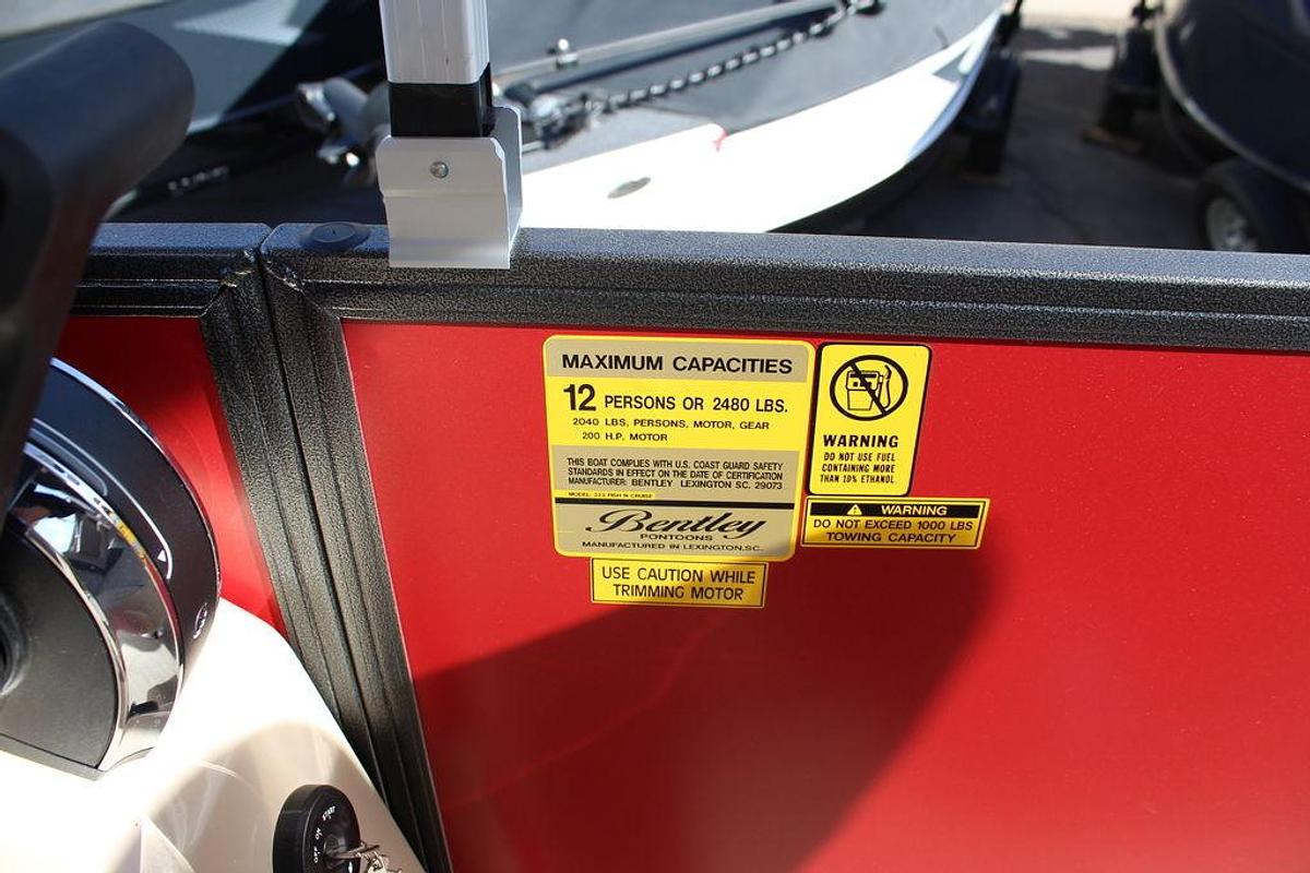 2025 Bentley Pontoons Fish 223 Fish-N-Cruise 3/4 Tube