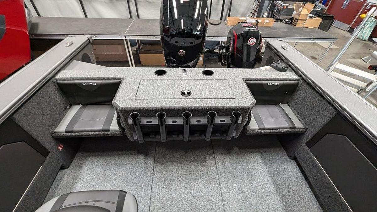 2025 Lund 1875 Fisherman Sport