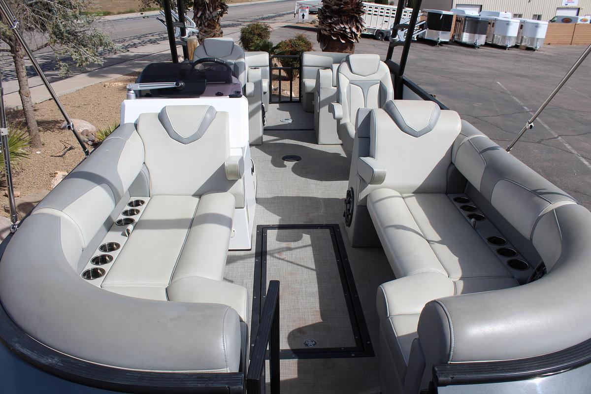 Used 2022 Montara SURF BOSS 2.0 25