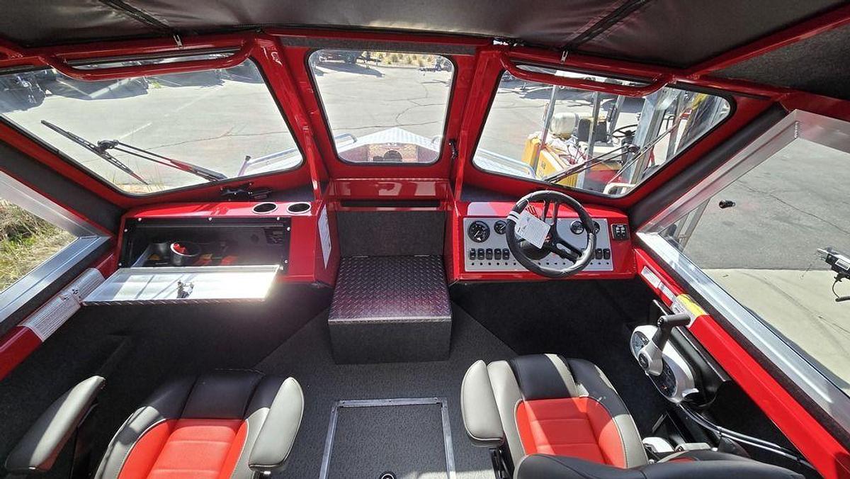 2025 Thunder Jet 210 Luxor Limited