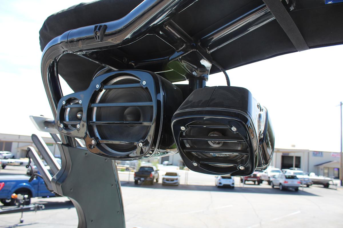 Used 2015 Centurion  FS44