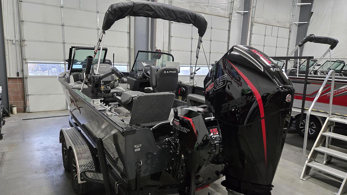 2025 Lund 2075 Impact XS Sport