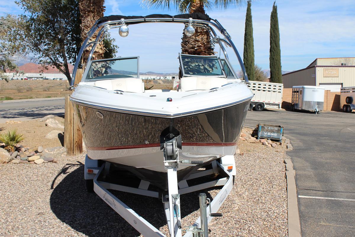 Used 2007 Cobalt 222 BR