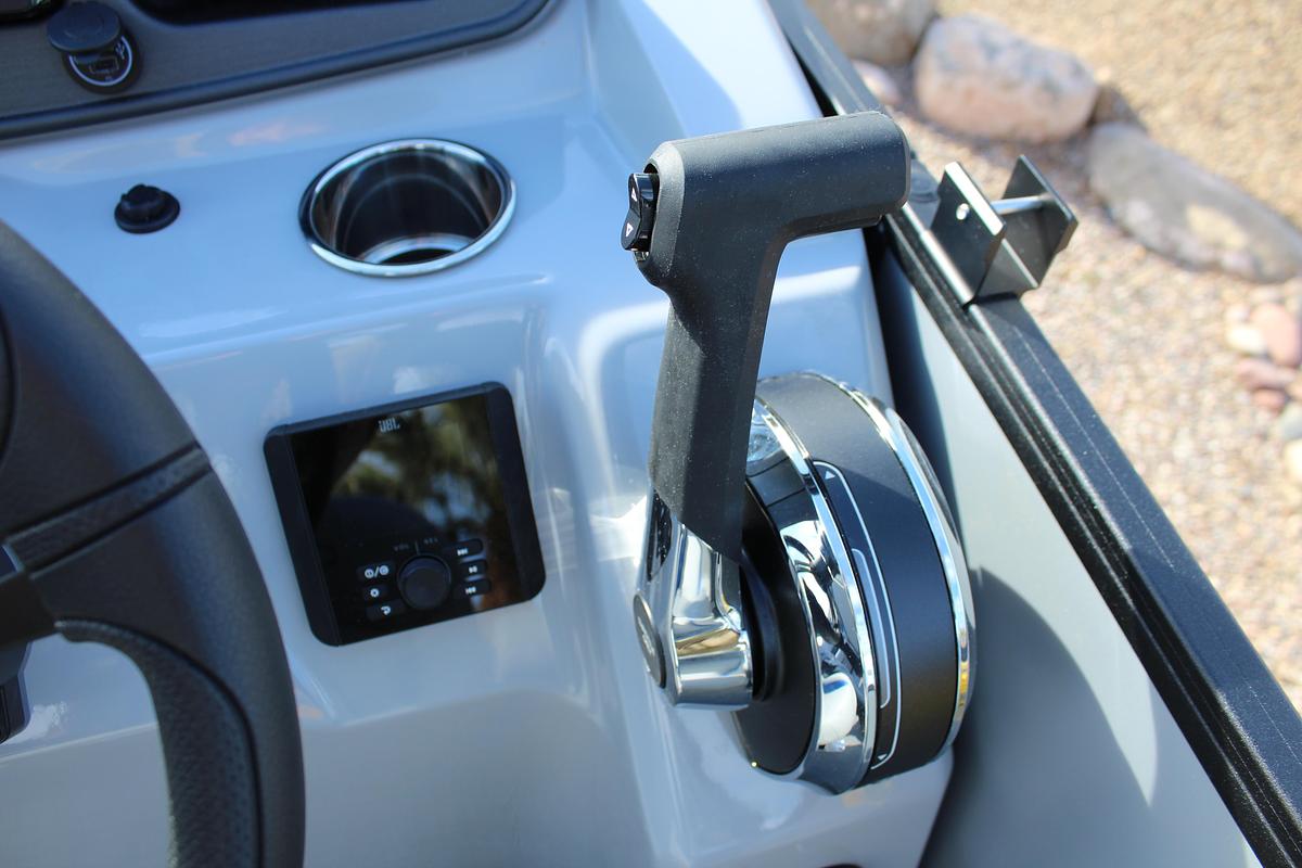 2026 Bentley Pontoons 203 Bolt