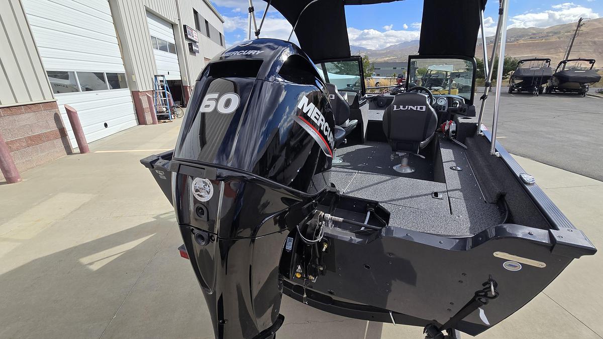2027 Lund 1650 Angler Sport