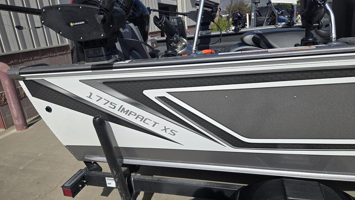 Used 2025 Lund 1775 Impact XS Sport