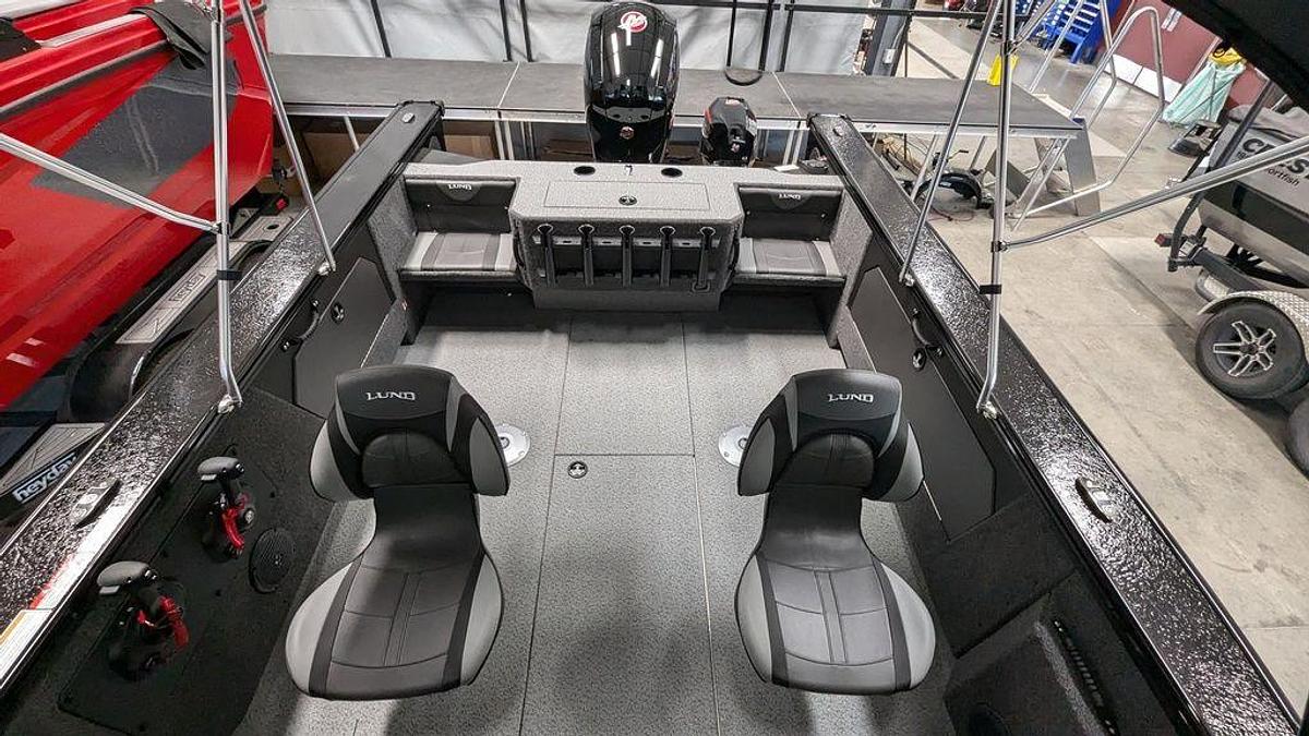 2025 Lund 1875 Fisherman Sport