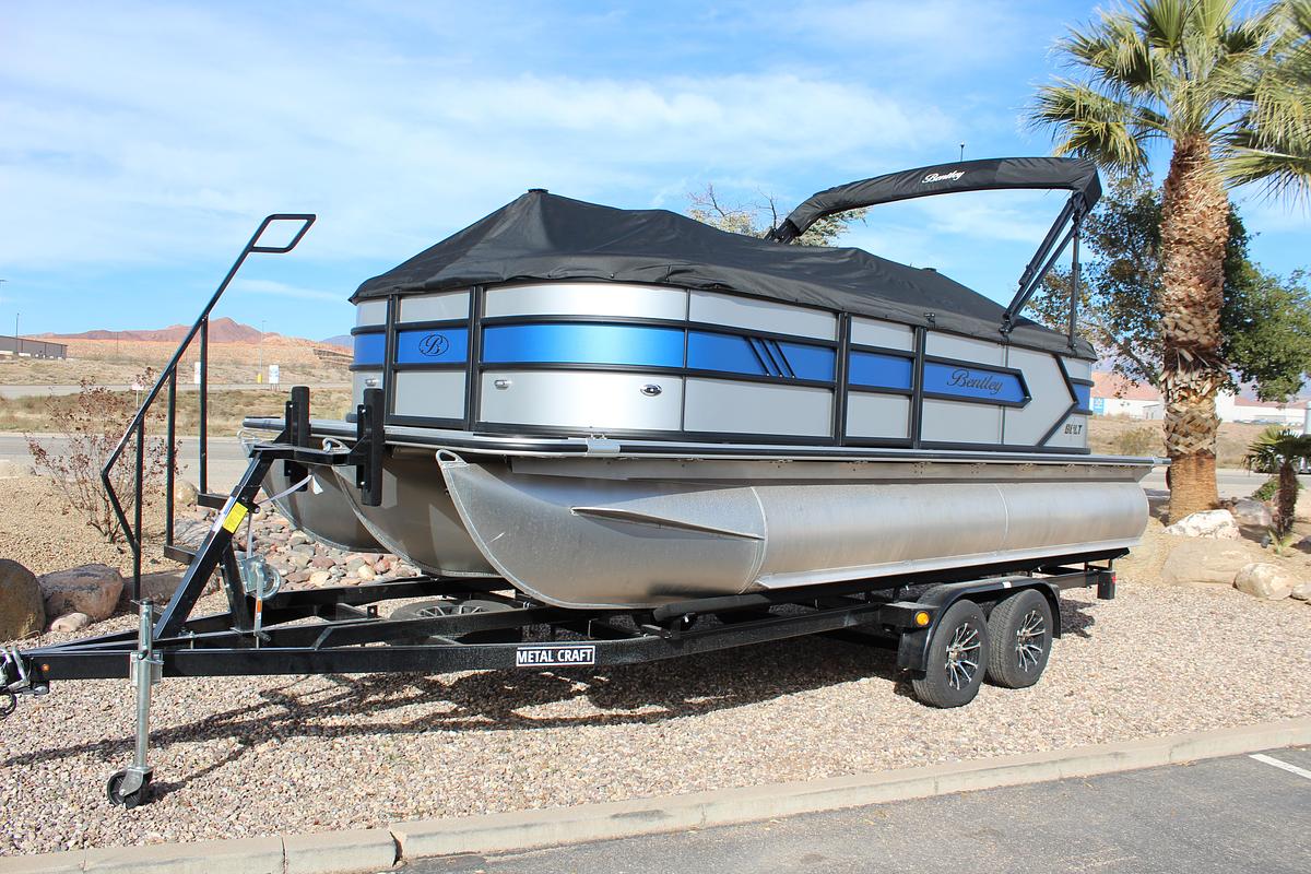 2026 Bentley Pontoons 203 Bolt