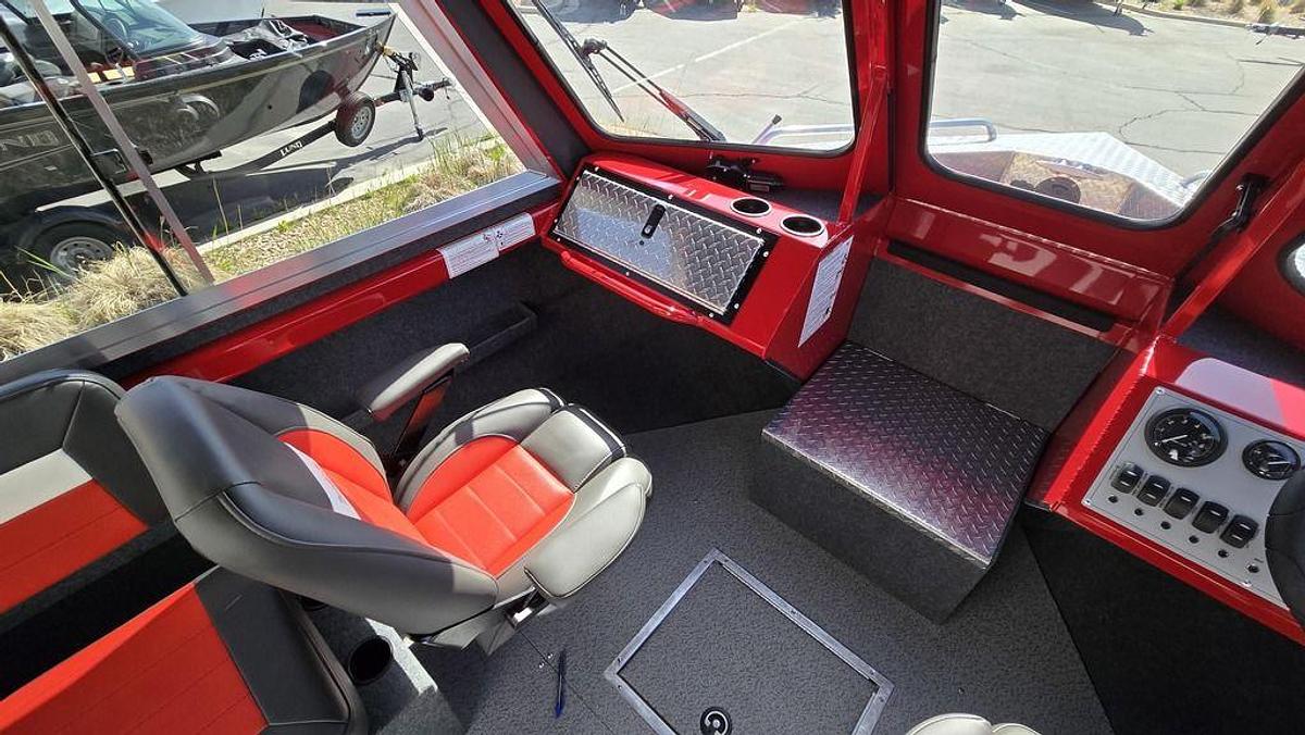 2025 Thunder Jet 210 Luxor Limited