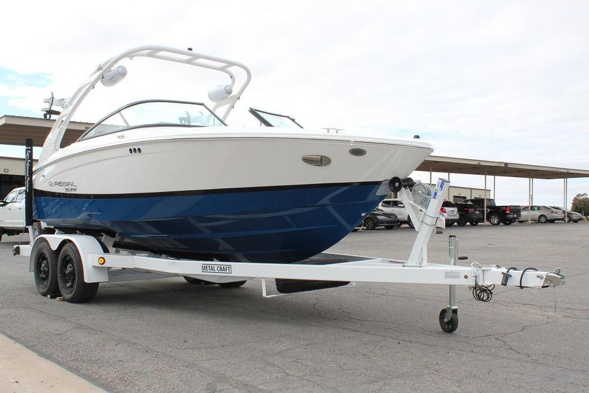 2025 Regal LS2 Surf