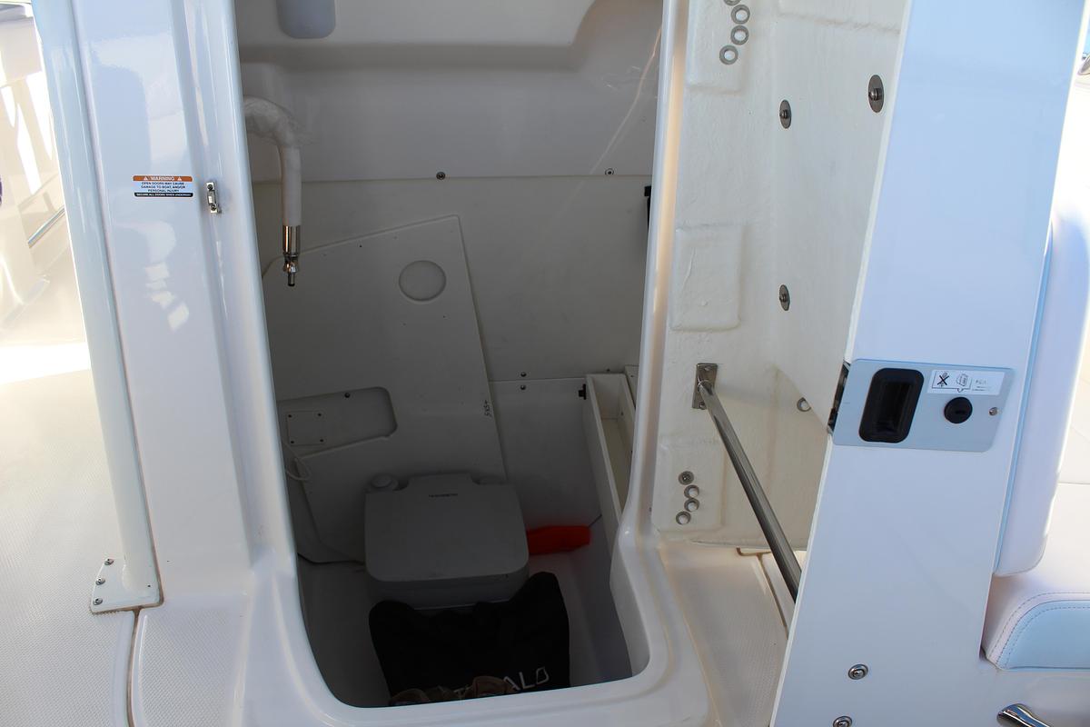 Used 2020 ROBALO R272