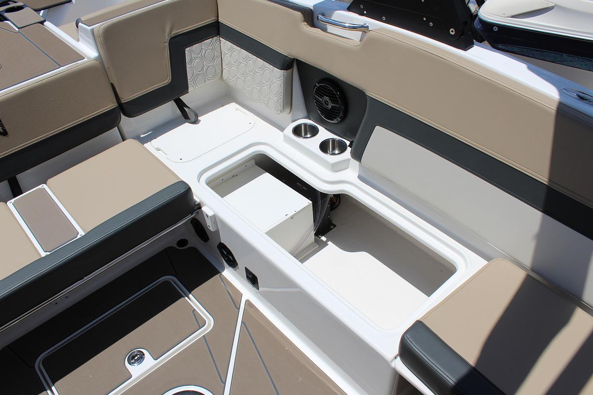 2027 Heyday Wake Boats H22
